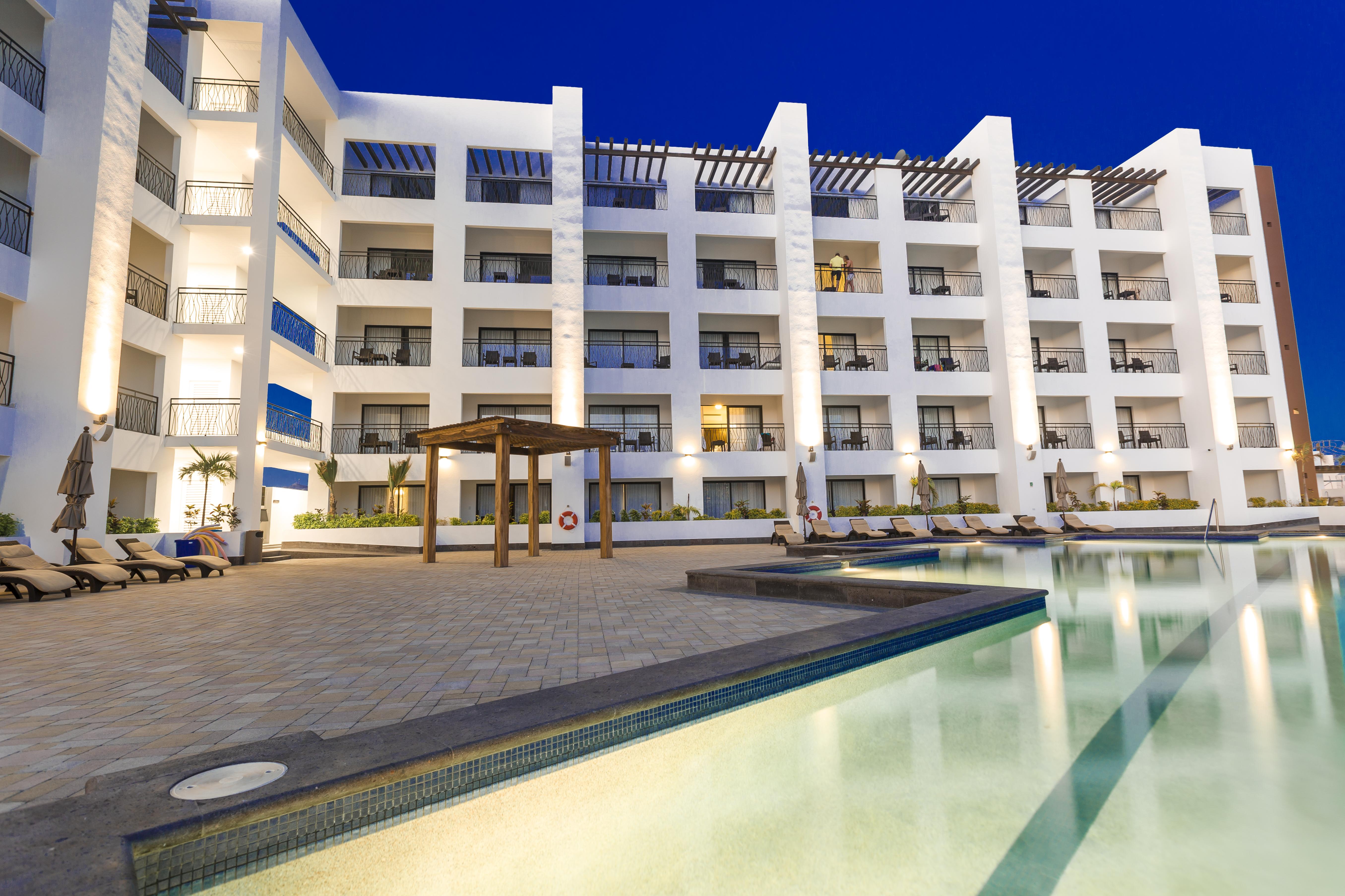 Medano Hotel&Suites Cabo San Lucas Esterno foto